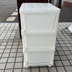 美品 収納プラケース 3段 キャスター付き 幅34×奥行42×高さ68cm 衣装ケース プラスチック の画像