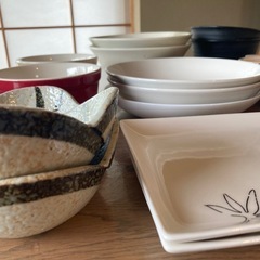 食器18点セットの画像