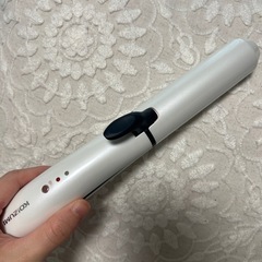 【ほぼ新品】【5月中購入の方は値引き】コードレス　ヘアアイロン　カール、ストレート25mm　