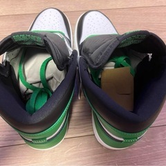 Nike Air Jordan 1 Retro High OG "Celtics/Black and Lucky Green" (2023) の画像