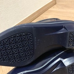 ショート丈のレインブーツの画像