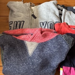 メンズ 衣類 Mサイズくらいの画像