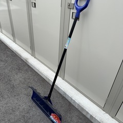 雪スコップ