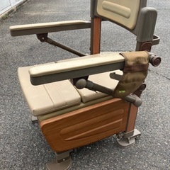 ポータブルトイレ