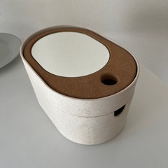 IKEA サクスボルガ　メイクボックスの画像