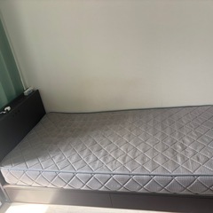 シングルベッド