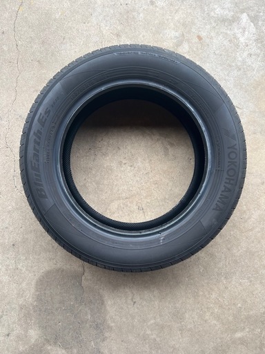 中古タイヤ組み換え込み195/60R16年製2024