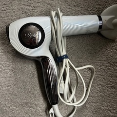 refa ドライヤーの画像