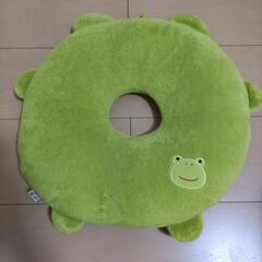 かえる　クッション　円座　姿勢の画像
