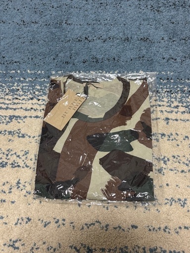 ⭐️新品⭐️バーバリー　迷彩柄カットソー(XL)