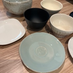 食器まとめ売りの画像