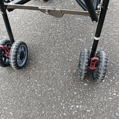 折りたたみ式ベビーカー①の画像