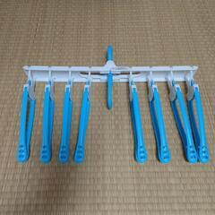 美品　折り畳める8連ハンガー