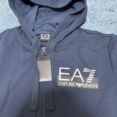 ⭐️新品⭐️ＥＡ7 フードパーカー(XL)の画像