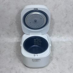 A7147【お買い得商品!!】アイリスオーヤマ 炊飯器 RC-ME30-Wの画像