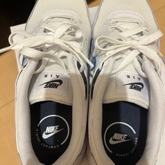 ナイキスニーカーの画像