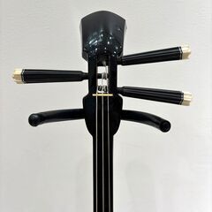 三線 銘苅春政作 沖縄 琉球 人工皮 全長約80cm 弦楽器 和楽器 伝統楽器 現状品 動作未確認の画像