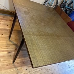 アメリカ製 アンティーク ダイニングテーブル椅子セットの画像