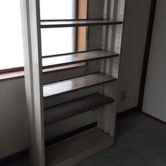 スチール製本棚　さしあげます