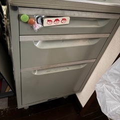キャビネット