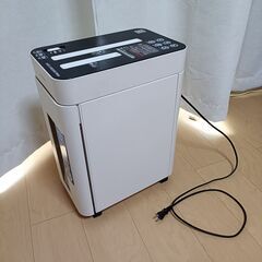 [引取り限定] シュレッダー P8HM アイリスオーヤマ まだま...