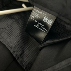 UNIQLOパンツの画像