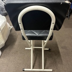 折りたたみチェアの画像