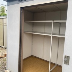 イナバ物置　倉庫　収納庫　断熱構造物置の画像