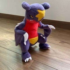 ポケモン　ガブリアス　ぬいぐるみ