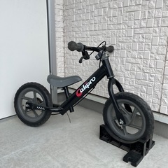 キッズバイク 足蹴りバイクの画像