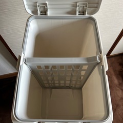 【美品】分別ゴミ箱32リットルの画像
