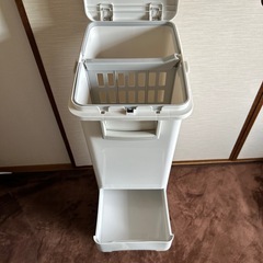 【美品】分別ゴミ箱32リットルの画像