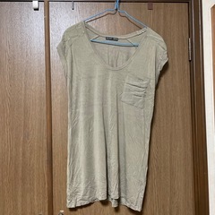 ZARA Tシャツの画像