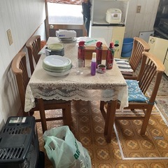 ダイニングテーブル