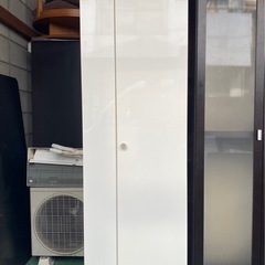A555♠️ニトリ WISH3 ワードローブ 衣類収納【W591×D543×H2005㎜】ホワイトの画像