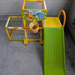 折りたためるジャングルジム