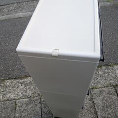 3段式ゴミ箱の画像
