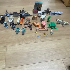 Minecraftのフィギュア約40体セットの画像
