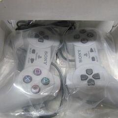 🎮入荷!【ゲーム】ほぼ新品 ソニー SCPH-1000R PS PlayStation Classic【アールワンはマンガ倉庫とタッグを組んで高価買取!!地域最大級！】の画像