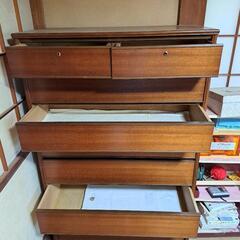 【家具整理】昭和レトロなタンスですの画像