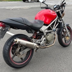 【受け渡し完了】MC33　VTR250　エンジン実動　レストアベース　メーター11030キロ　セルで始動ok 軽トラで配送可能の画像