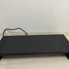 モニタースタンド
