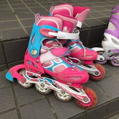 子供用インラインスケートの画像