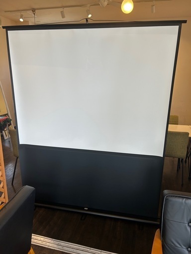 【美品】自立式スクリーン(プロジェクター)