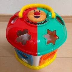 アンパンマン 知育玩具　どこがあくかな？かぎパズル