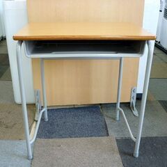 ☆学習机 椅子付き 学校用デスク 幅650mm 奥行450mm 高さ700mm いす 5号サイズ イス 適応身長165cm 学習塾 小学校 札幌 北20条店の画像
