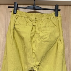 ベルーナ☆テーパードパンツ低身長☆くすみイエロー黄色の画像