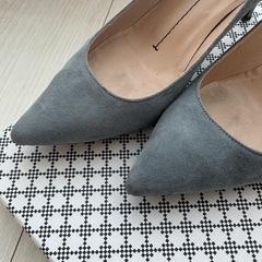 FURLA パンプスの画像