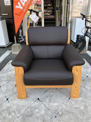 3人掛けソファ いとう EASTWOOD 廃番品 3人掛けソファ いとう EASTWOOD 廃番品 定価30万位 そふぁ