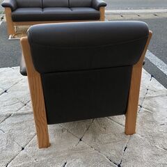 ▼値下げ▼1人掛けソファ いとうEASTWOOD 廃番品 定価20万位 ソファ そふぁ🚚自社配送時💳代引き可🚚(現金、クレジット、スマホ決済対応)の画像